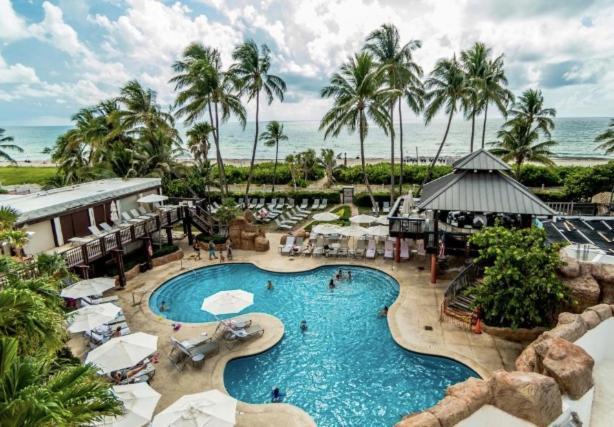 Hébergement de vacances Alexander 1209 Beachfront With 2 Pools , Access, Sauna, Stores *
