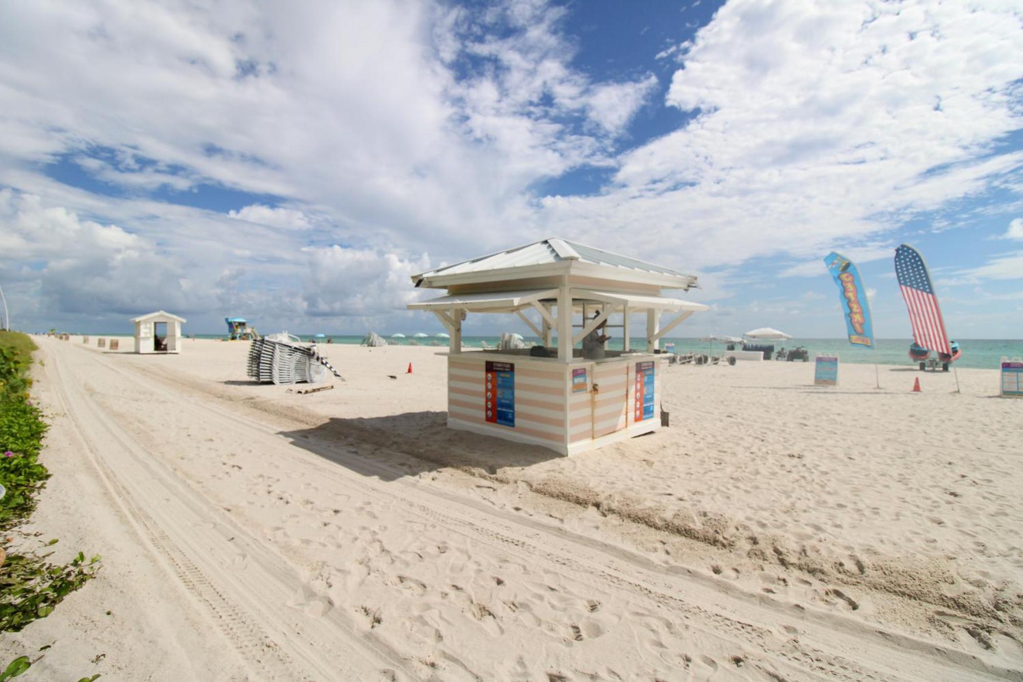 Hébergement de vacances Alexander 1209 Beachfront With 2 Pools , Access, Sauna, Stores