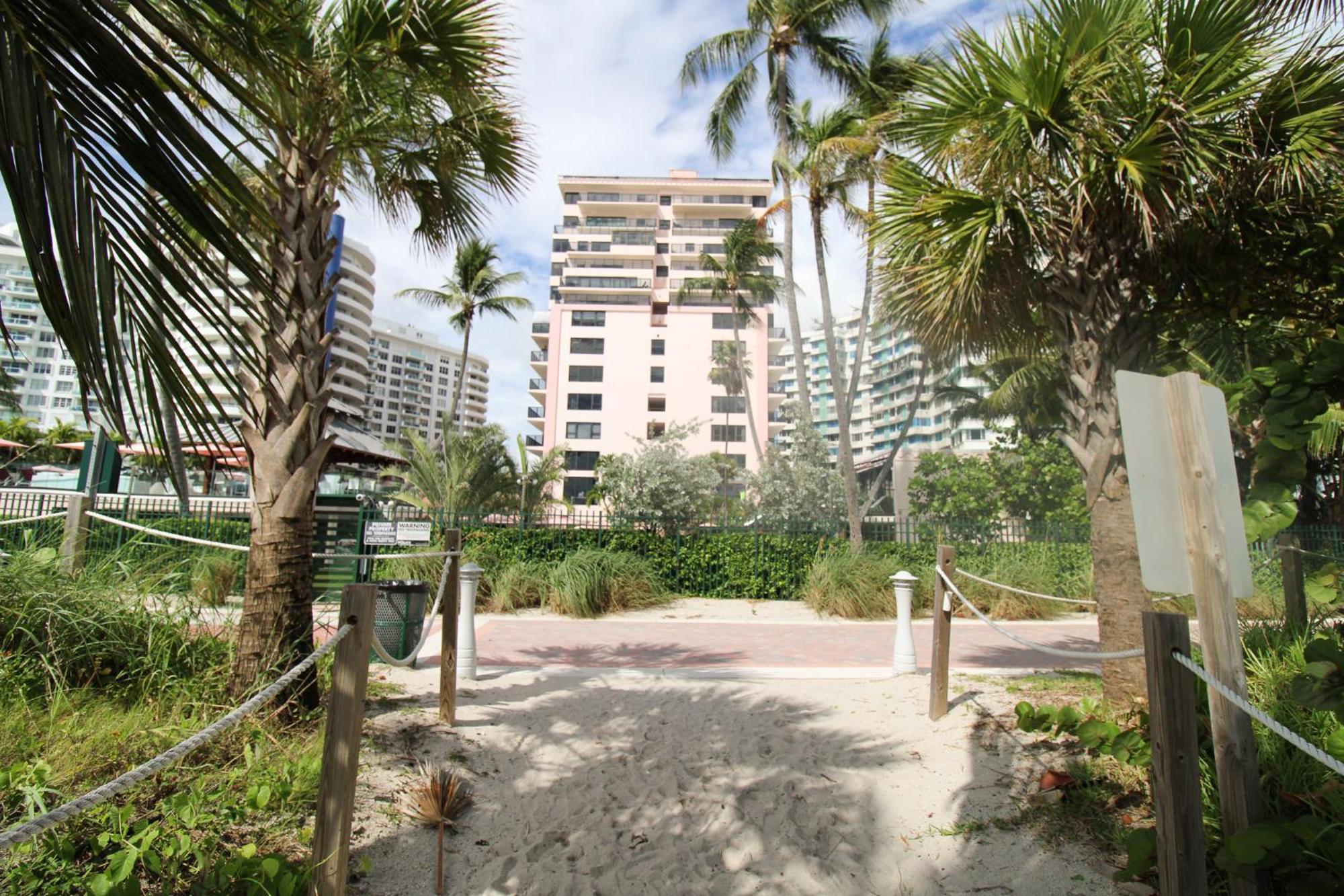 Hébergement de vacances Alexander 1209 Beachfront With 2 Pools , Access, Sauna, Stores *
